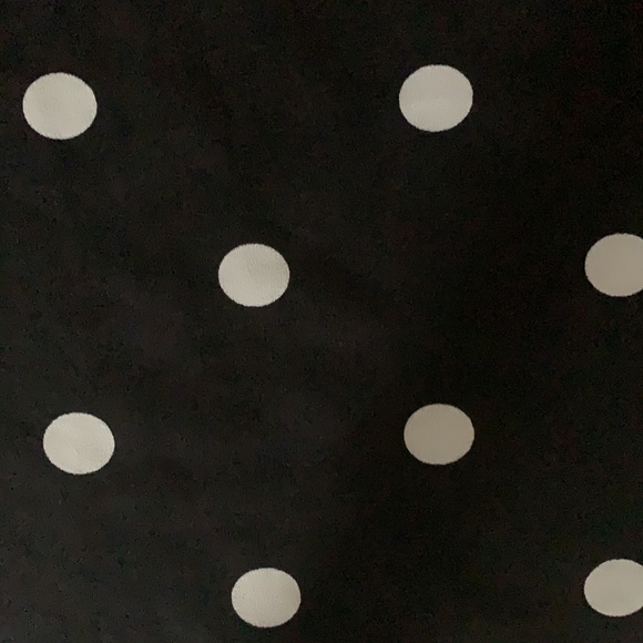 EUC Polka dot T-shirt blouse - Picture 3 of 4